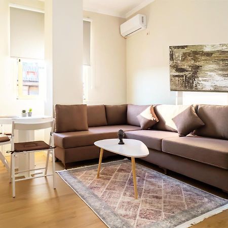 Home Inn Apartment 2 Near City Center Tirana Exterior photo